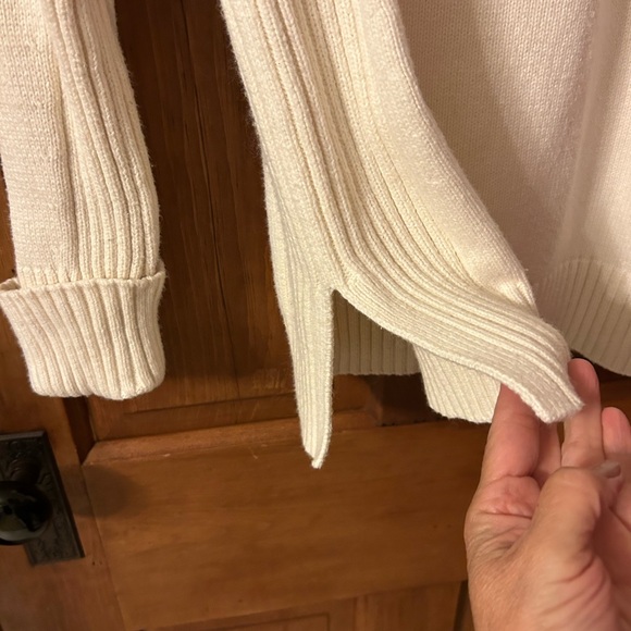 Talbots Sweater - Picture 2 of 6